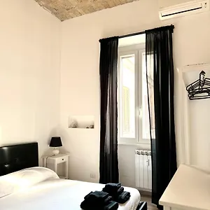 Casualsuitemachiavelli Roma